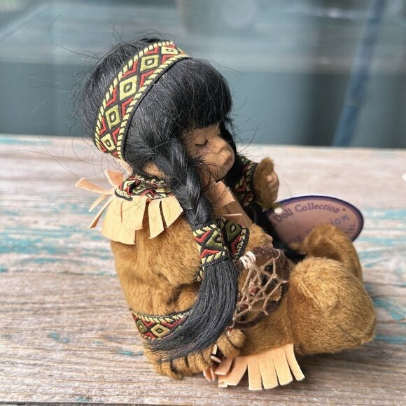 Vintage Emerald Doll Collection 2001 Willie Child Native American Outfit Tags 5" - Picture 6 of 10